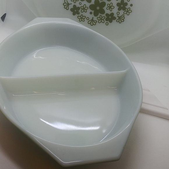 Vintage Pyrex - Picture 3 of 4